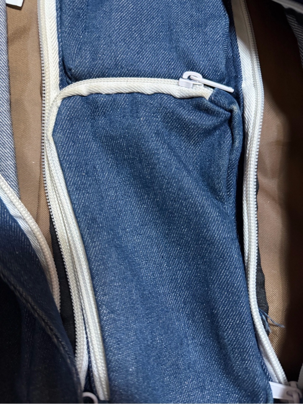 KAVU Women’s Blue Jean Sling Jacket - Picture 4 of 4